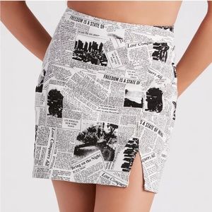 Headliner Newspaper Mini Skirt (Reputation Era) (New with Tags)